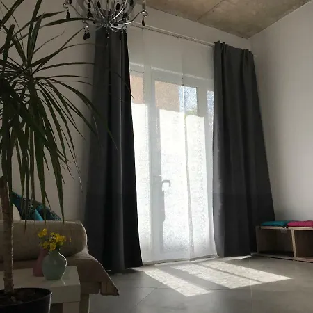 Apartman Street Flat *
